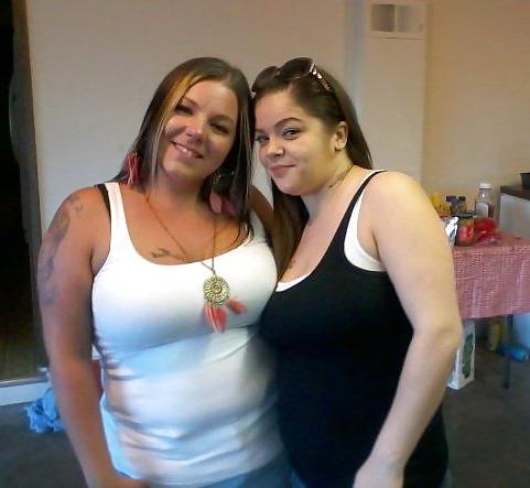 15P Curvy Facebook Slut