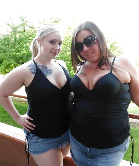 15P Curvy Facebook Slut