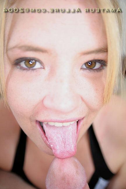15P Blonde teenie works her tongue on a boner