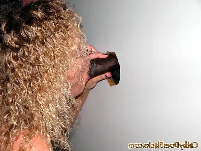 16P blonde milf loves mixed cum from public gloryhole