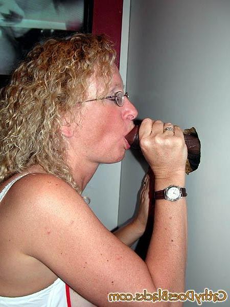 16P blonde milf loves mixed cum from public gloryhole