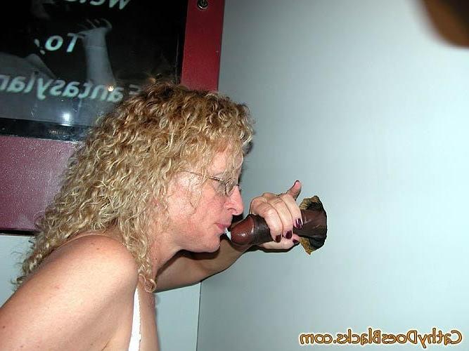 16P blonde milf loves mixed cum from public gloryhole