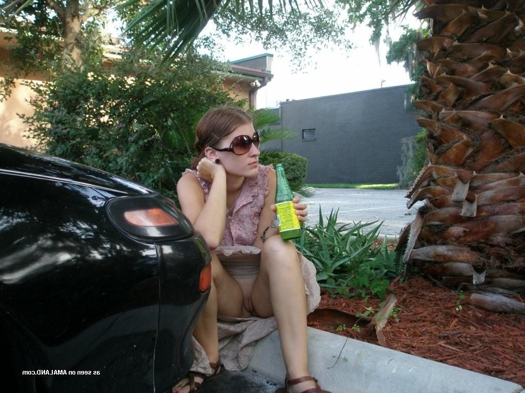 15P Exhibitionist amateur teen girlfriend flashing in public places