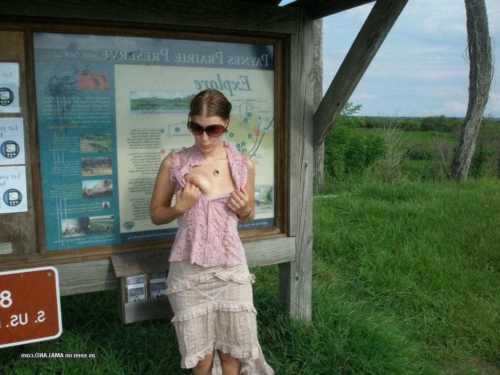 15P Exhibitionist amateur teen girlfriend flashing in public places