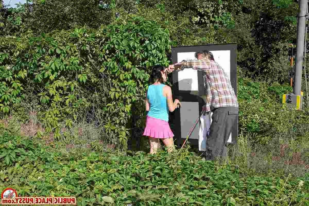 14P Teen having sex with old guy in public