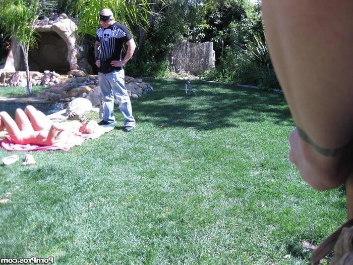 12P cumshots and nasty load swapping