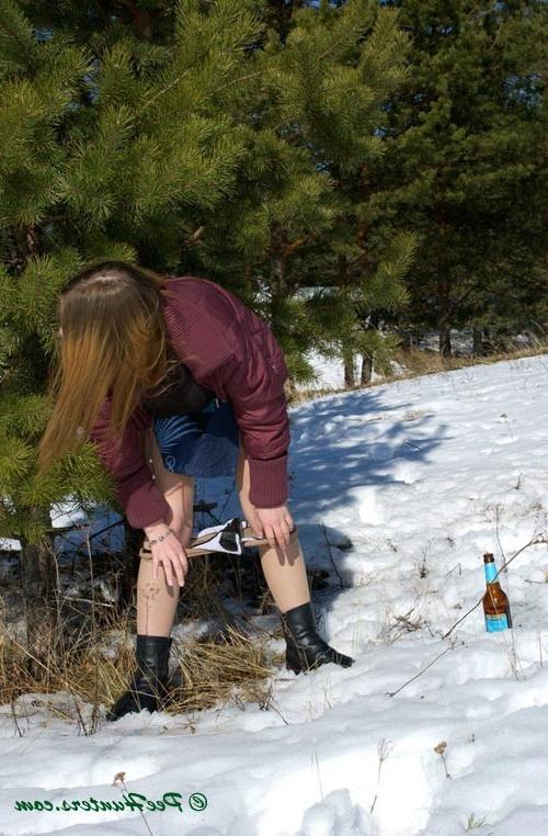 16P Teen peeing in the snow forest