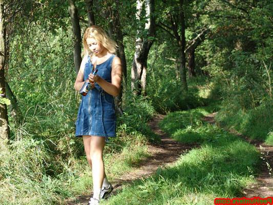 16P Blonde teen pissing in the park