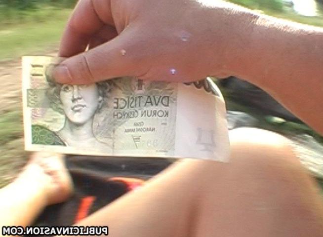 16P a girl naked sucking cock in public place