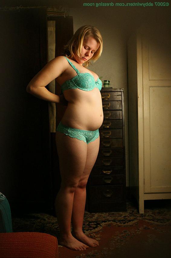 16P Hidden Spycam Spying On Naked Chubby Teen Dressing