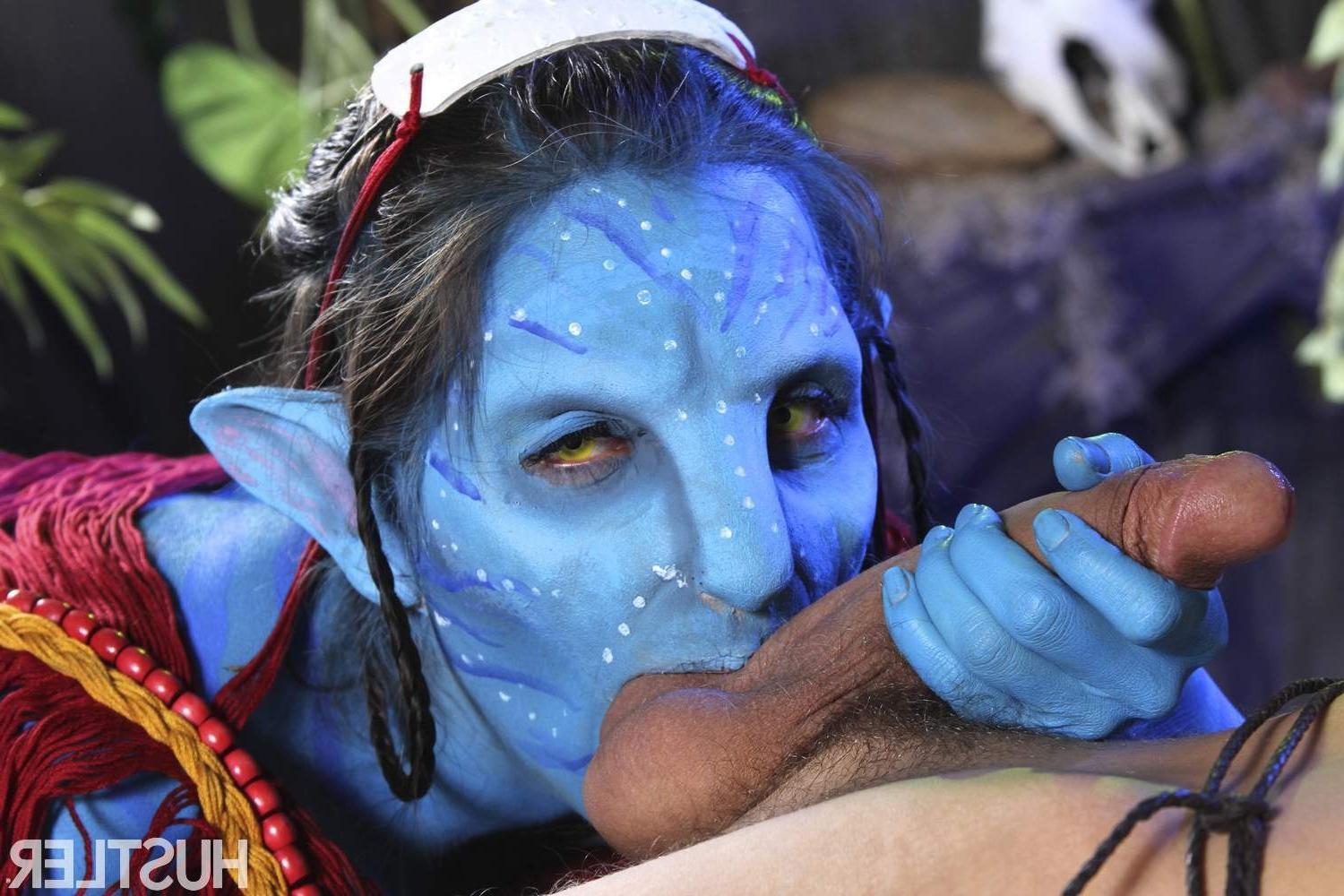 6P Yurizan Beltran is a cock hungry avatar queen