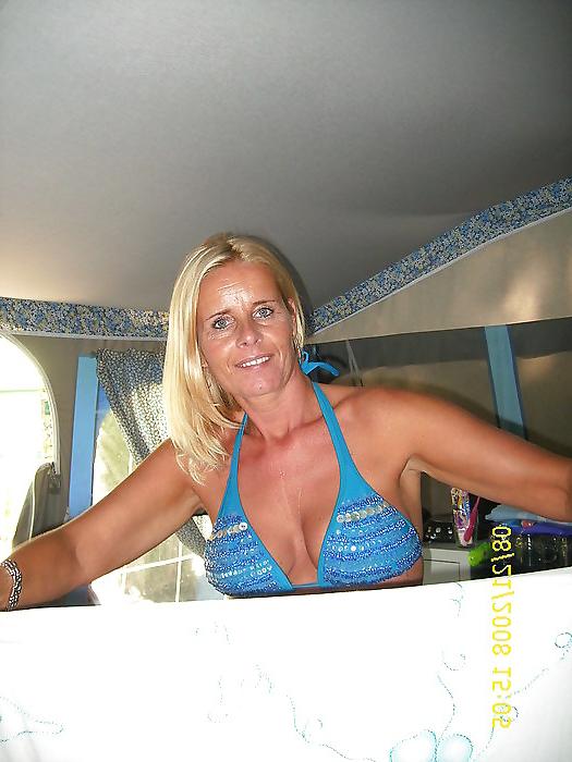 5P Nancy sexy mature slut and mom
