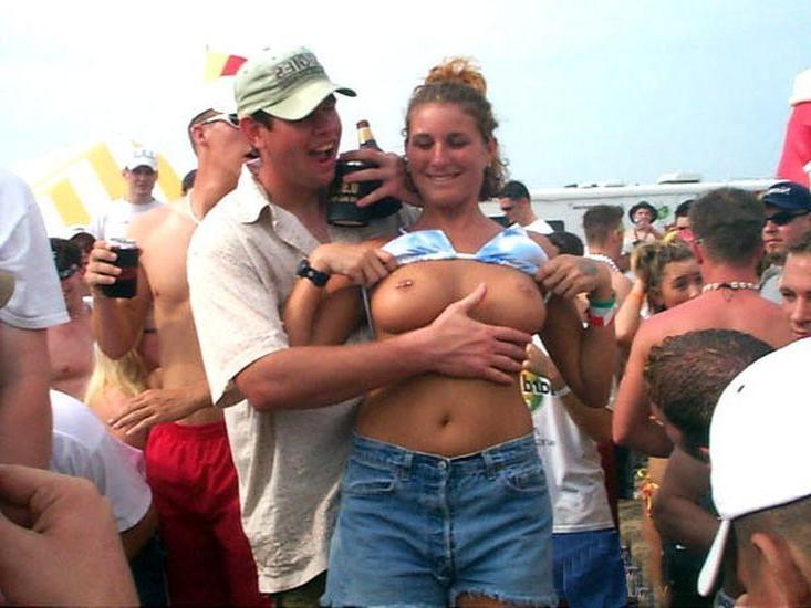 16P Assorted amateur teens showing their tits in public