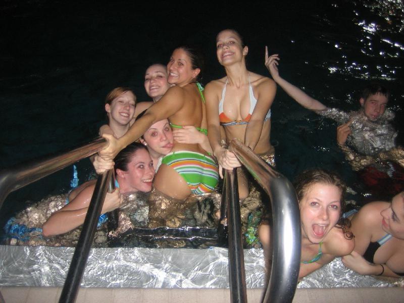 16P Candid photos of real teen amateurs going topless and more