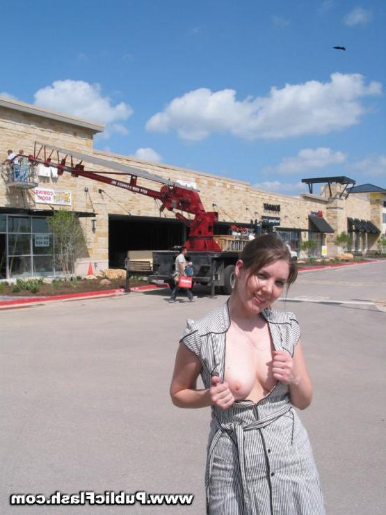 16P Curvy Bodied Brunette Flashing Nudity Outdoors in Public Places