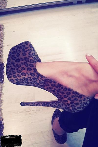 22P Legs,and feet