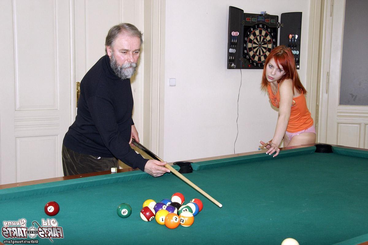 11P Senior wins pool and earns a tight pussy to fuck