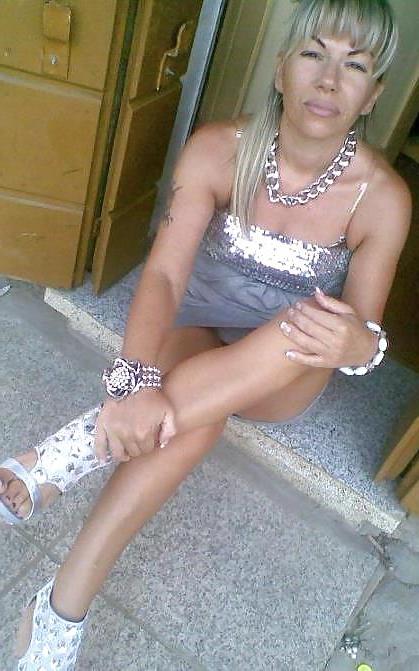 23P Blonde milf Bitch