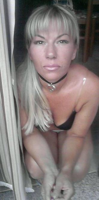 23P Blonde milf Bitch