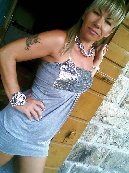 23P Blonde milf Bitch