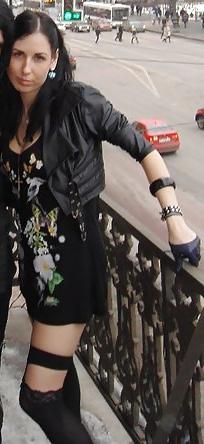 25P Comment this dirty bitch plz