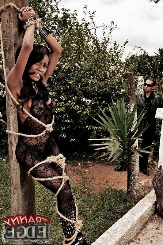 15P Tranny Tied To a Tree