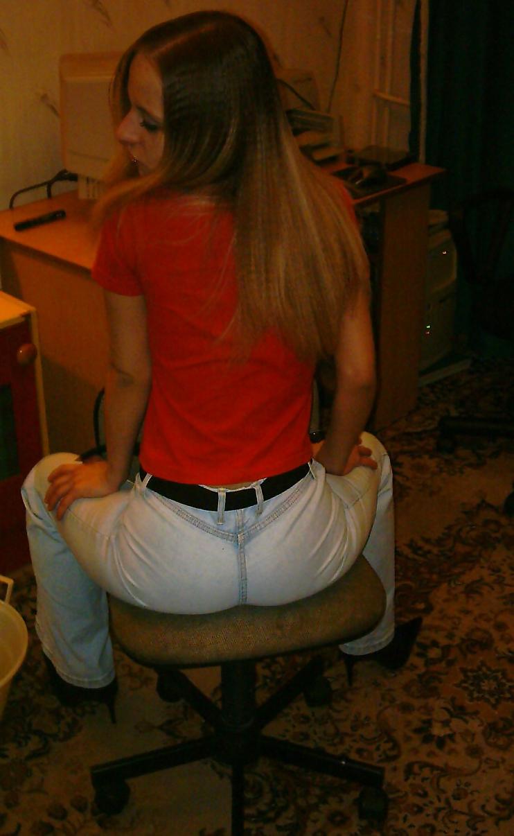 15P Cute blonde skinny slut