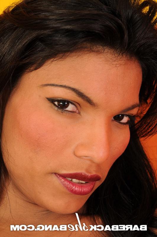 15P Raven-beauty Kimberly is just stunning in this video. Her partner Benny ...