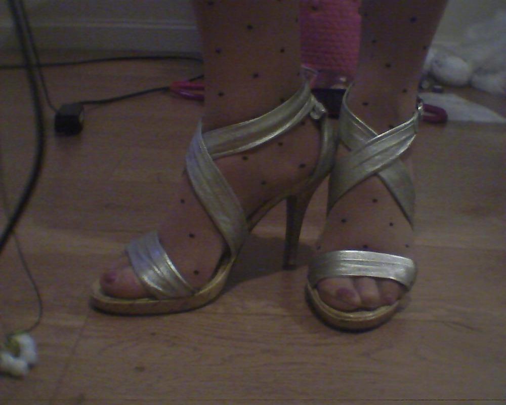 20P High Heels, Tights & Feet