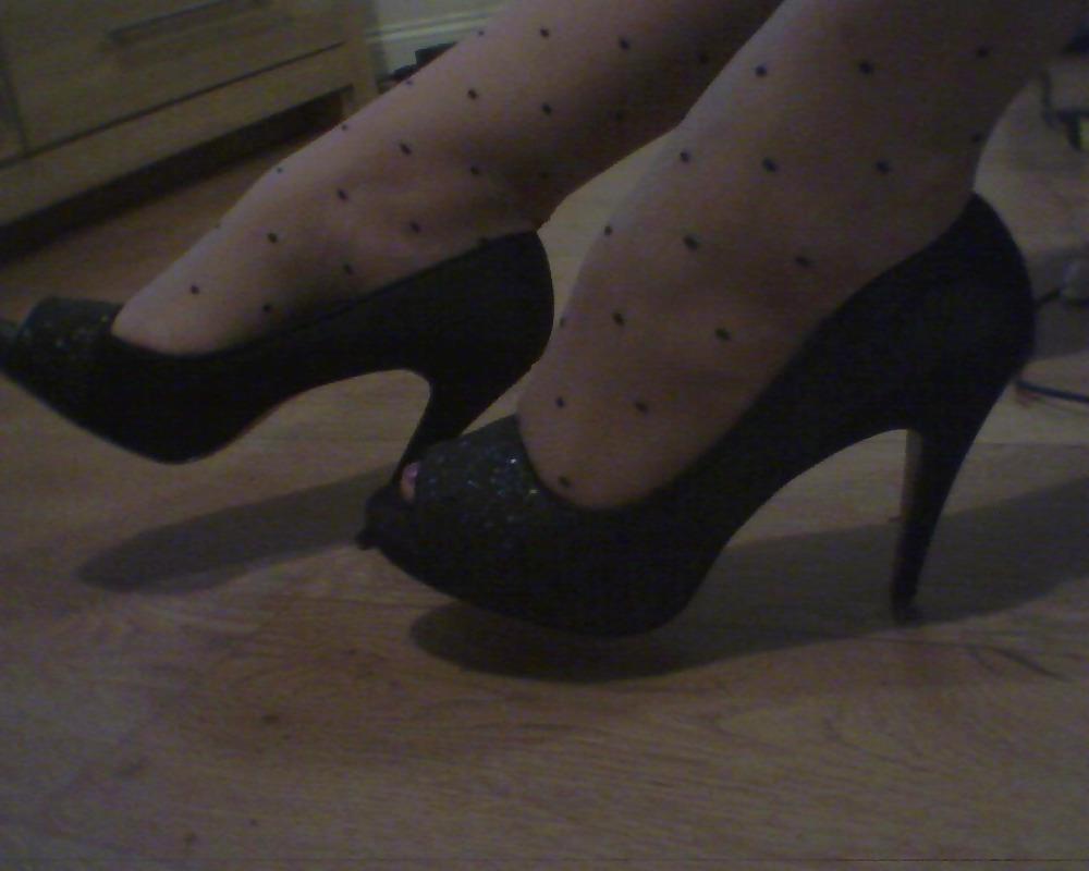 20P High Heels, Tights & Feet