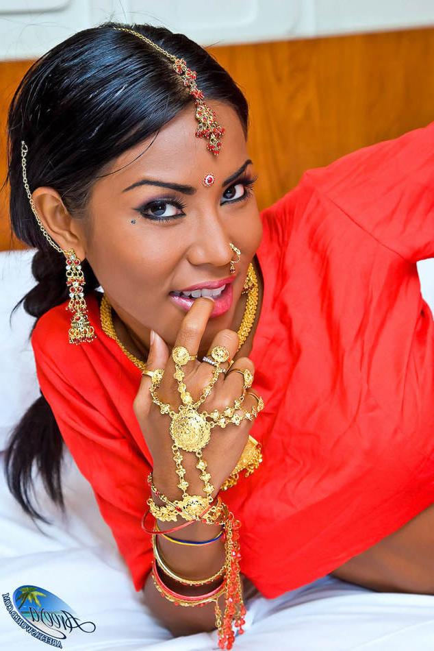 14P Areeya dressed as an Indian goddess