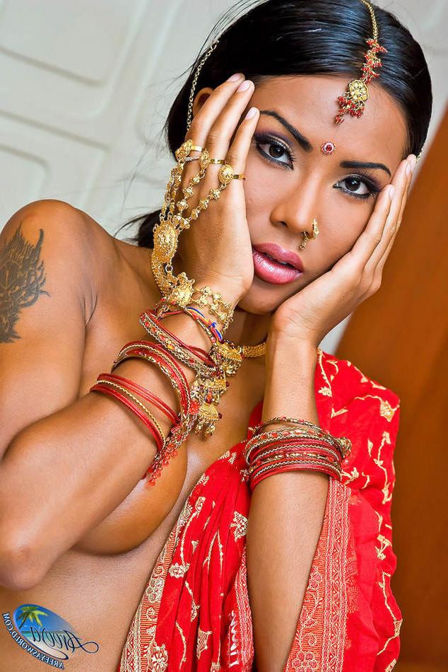 14P Areeya dressed as an Indian goddess