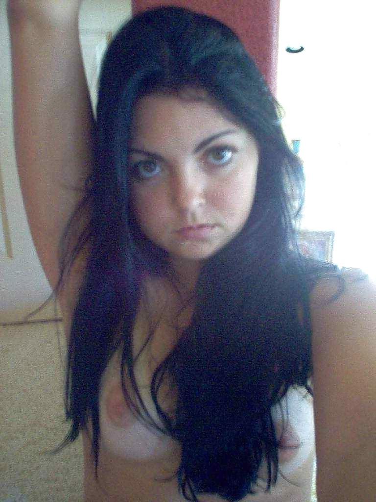 25P Cute College Freshman