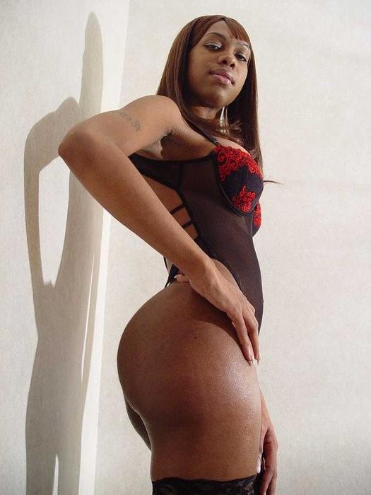 16P Black shemale goddess Sexxxyjade teasing her fans