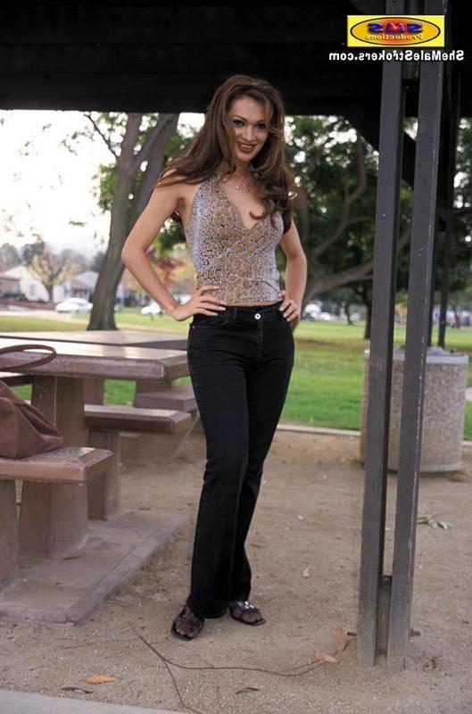 14P Leggy brunette tranny getting aroused
