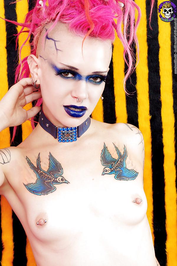 17P Punk Rebel Babe