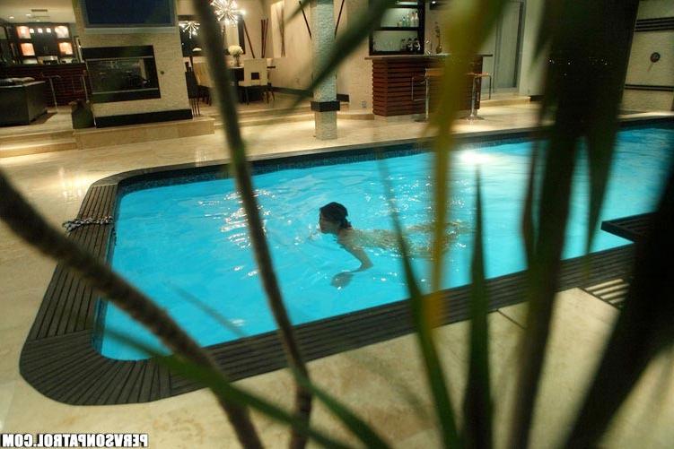 17P Cute teen babe swimming naked and getting busted by voyeur