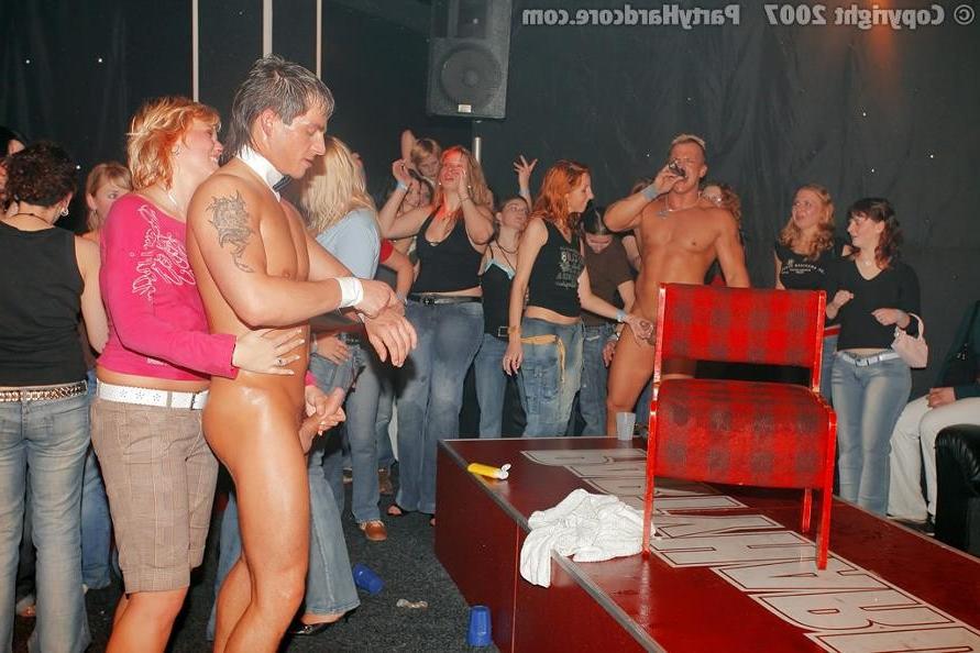 19P Ordinary but horny babes fuck and suck at wild monster orgy