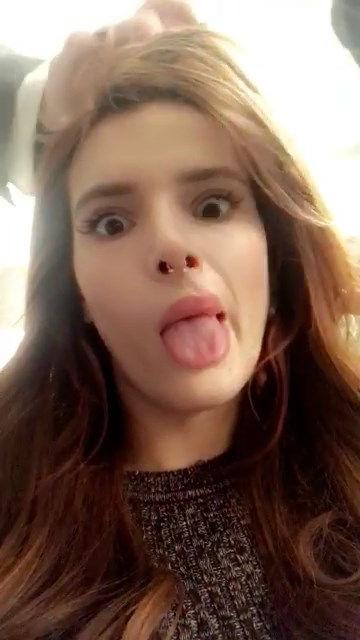 10P Bella Thorne Topless