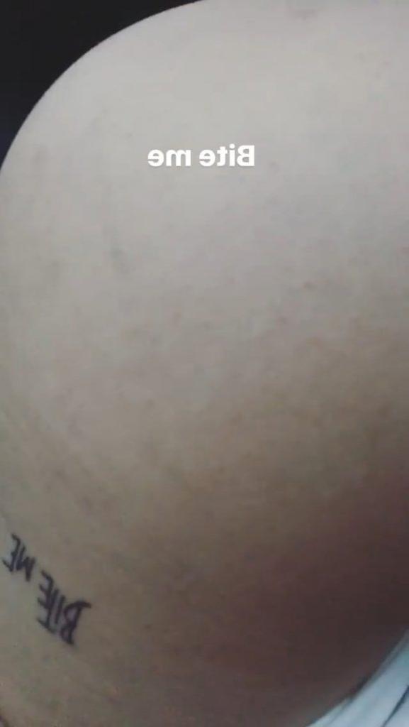 4P Bella Thorne Topless