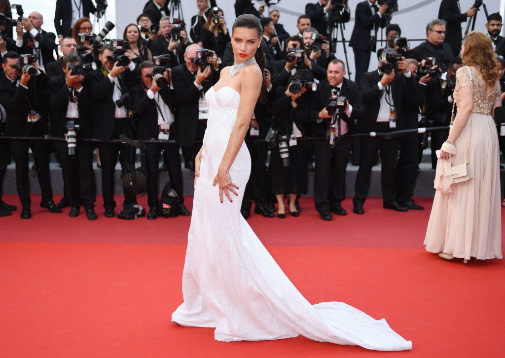 25P Adriana Lima Is A Classic Hottie (HQ Pictures)