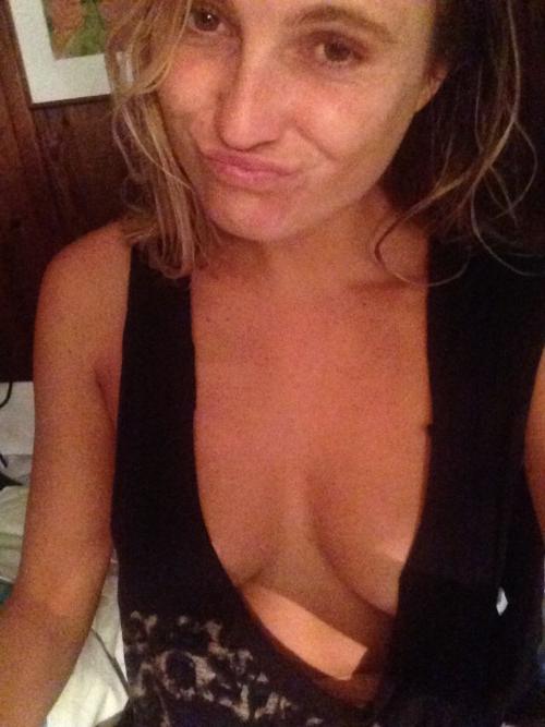 25P Cute Alana Blanchard leaked nudes