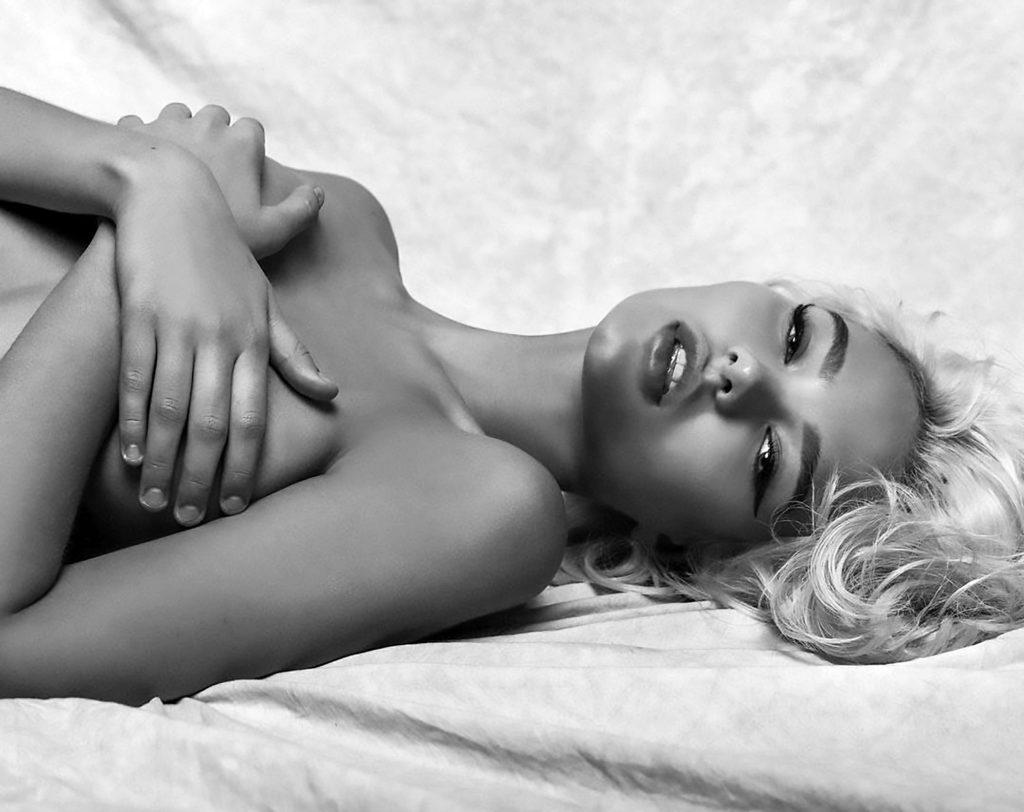 5P Alesya Kafelnikova Topless