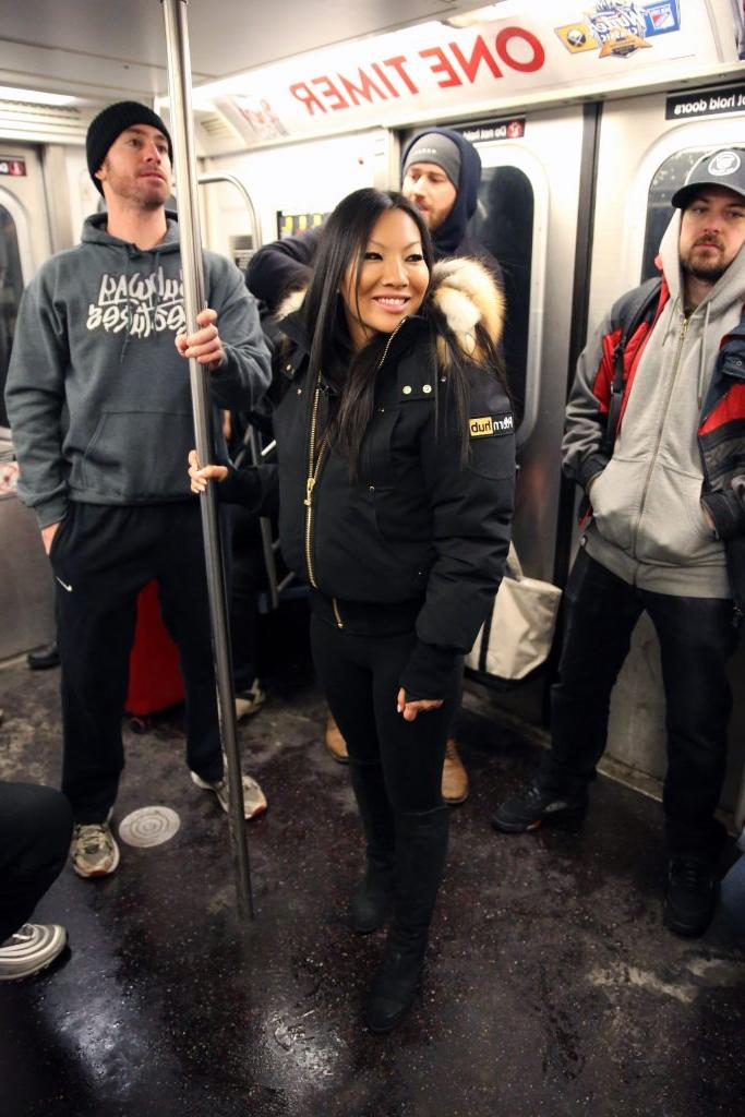 25P Asa Akira Topless