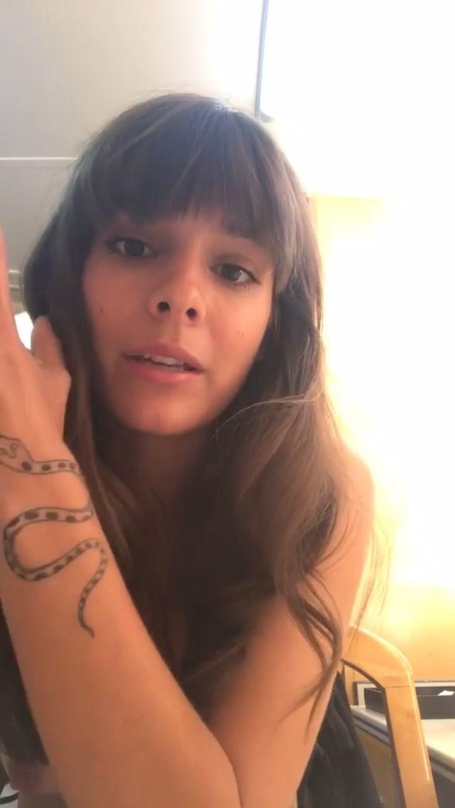 5P Caitlin Stasey Topless Pics
