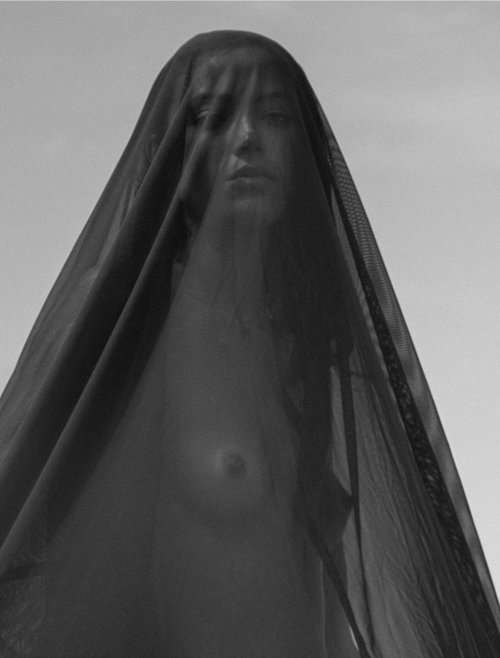 7P Candice Blackburn Topless