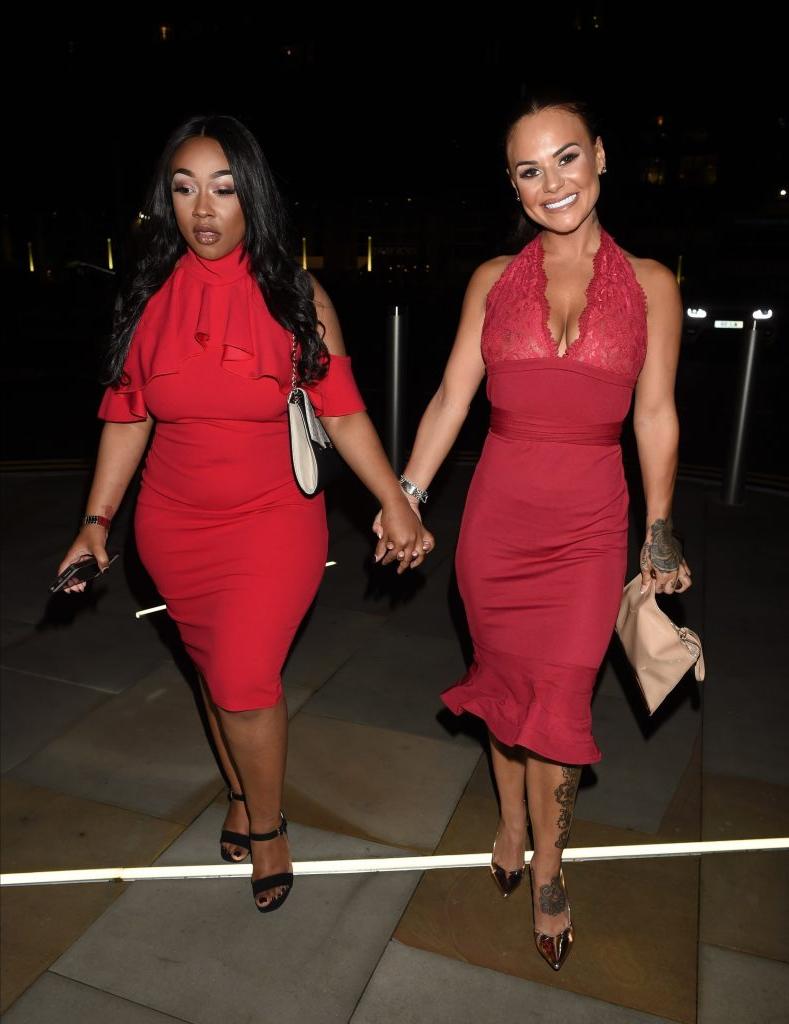 25P Chantelle Connelly Looks Really Great In Red