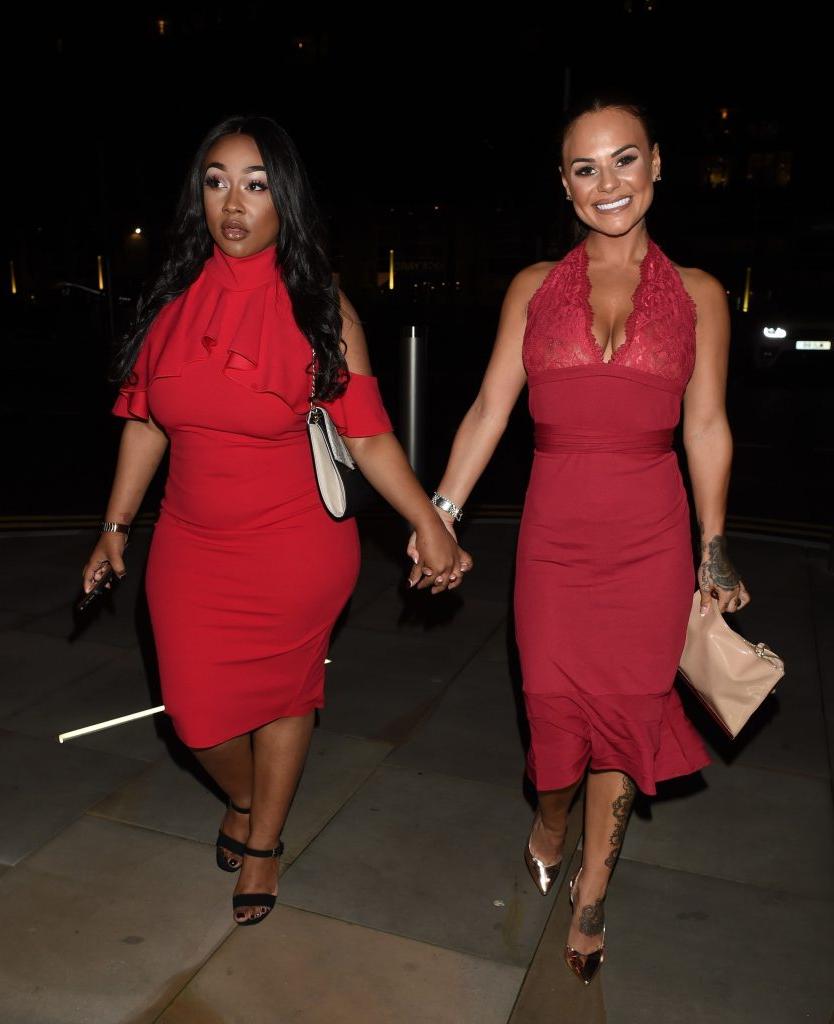 25P Chantelle Connelly Looks Really Great In Red
