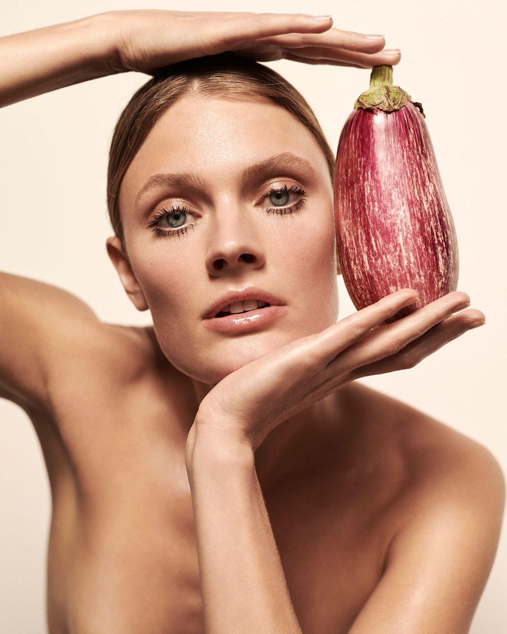 4P Constance Jablonski Topless