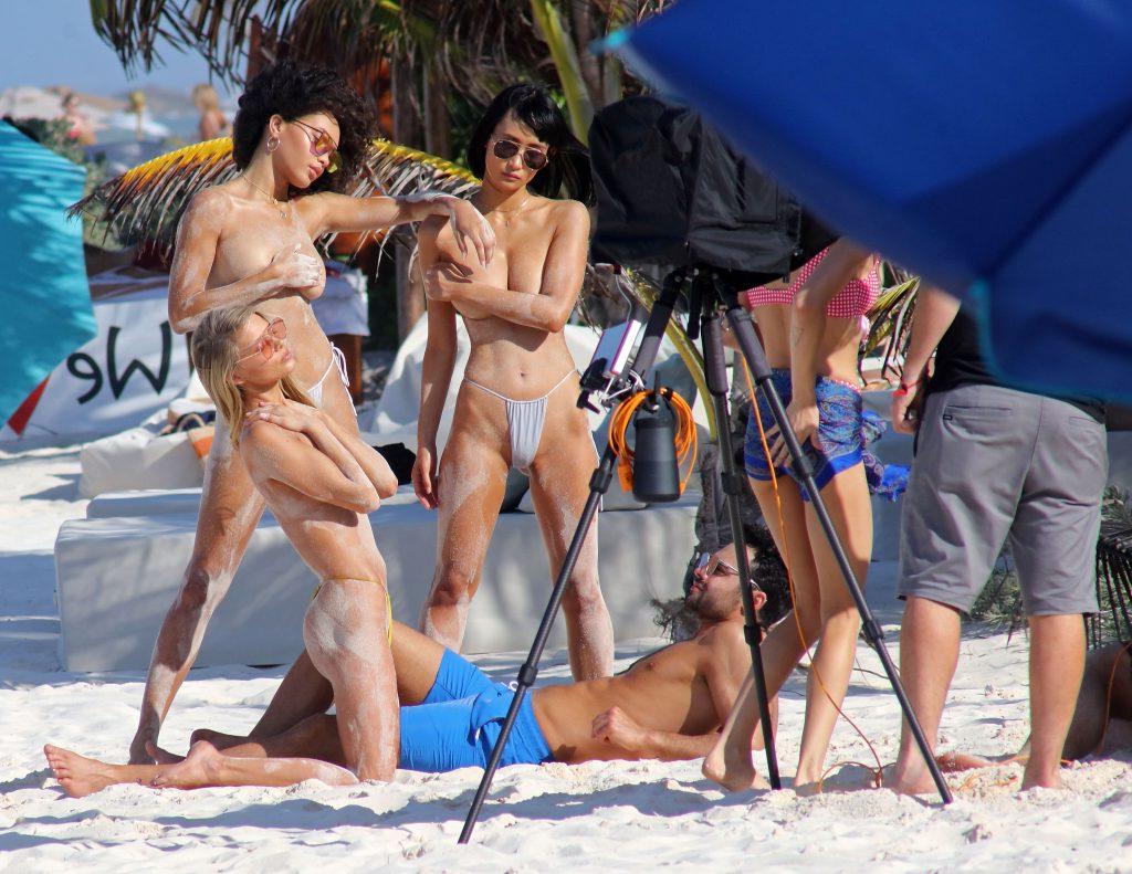 24P Danielle Knudson Topless